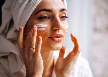 با این راهکارهای ساده پوست خود را شاداب و جوان کنید