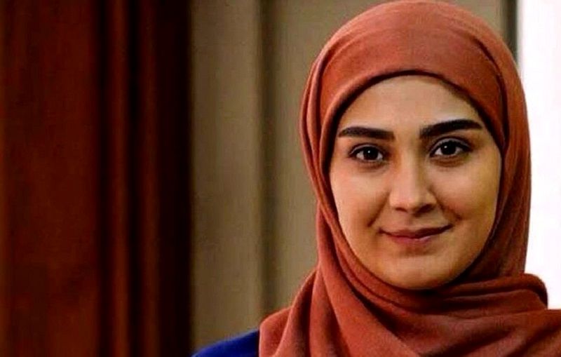 تیپ و چهره اروپایی «مونا» سریال فاصله‌ها بعد ۱۵ سال/ عکس