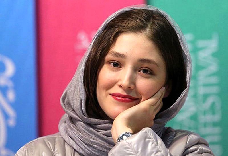 استایل عجیب فرشته حسینی در توکیو