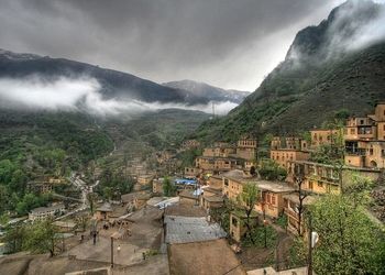 سفر فرح پهلوی به روستای تاریخی ماسوله/ عکس