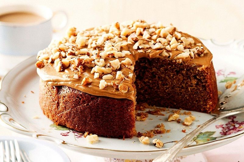 طرز تهیه کیک نسکافه و گردو در خانه