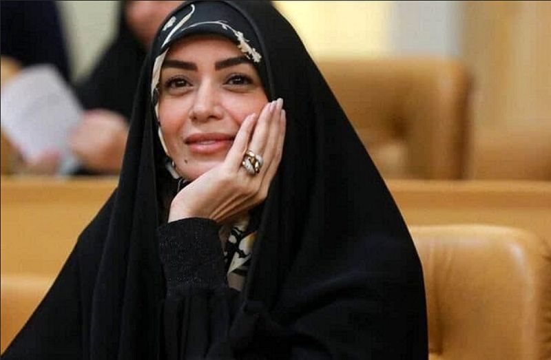 الهام چرخنده در کنار همسر سابقش فرشید نوابی/ عکس