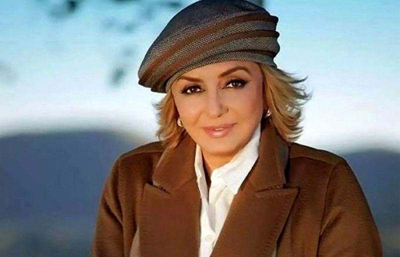 گوگوش در لباس خلبانی/ عکس
