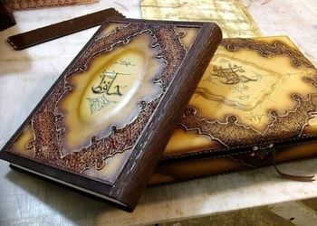 فال حافظ ۱۱ مرداد ماه۱۴۰۳/ مرا به رندی و عشق آن فضول عیب کند