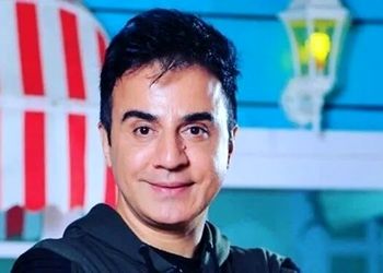 عکس عمو پورنگ در حرم امام رضا (ع) پربازدید شد