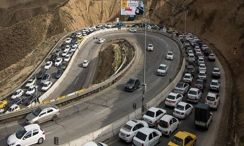 تصویری قدیمی از ترافیک جاده چالوس در دهه ۴۰